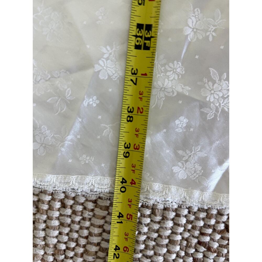 Vintage Carole Hochman Ivory Lace Nightgown, Floral Jacquard Slip (Size Small) - Picture 7 of 9